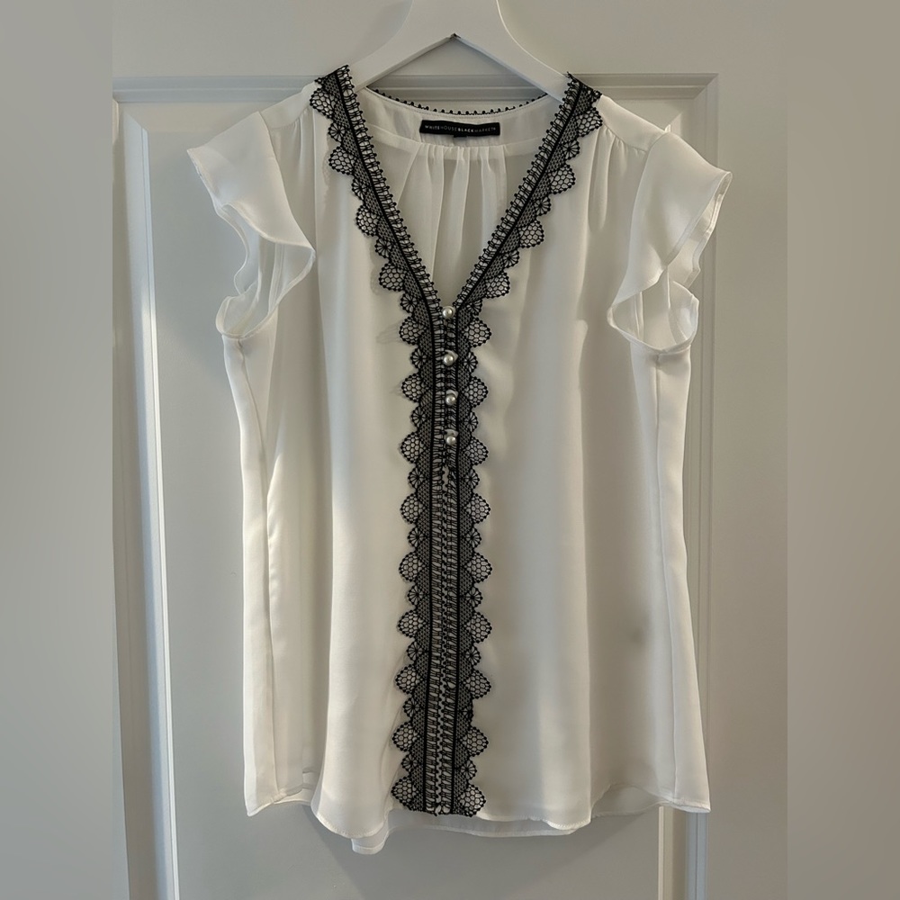 New condition/ tag cut out size S white blouse with black lace details from WHBM